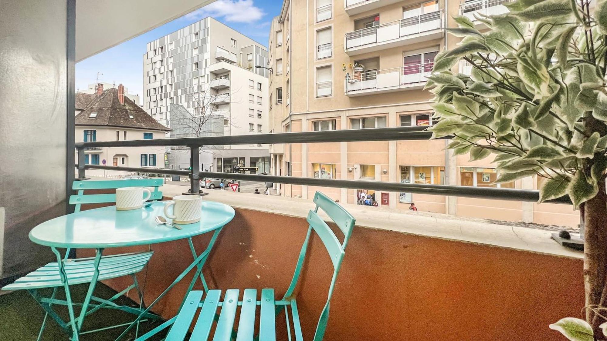 Homey Wild - Proche Gare Et Tram - Proche Centre - Balcon Prive - Parking Prive - Wifi Gratuit Annemasse Eksteriør bilde